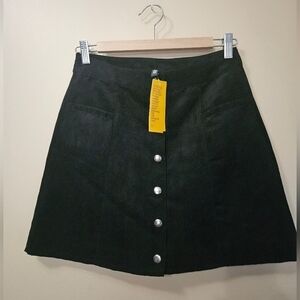NWT H&M Divided Faux Suede A Line Skirt Women's Size 6 Front Snaps